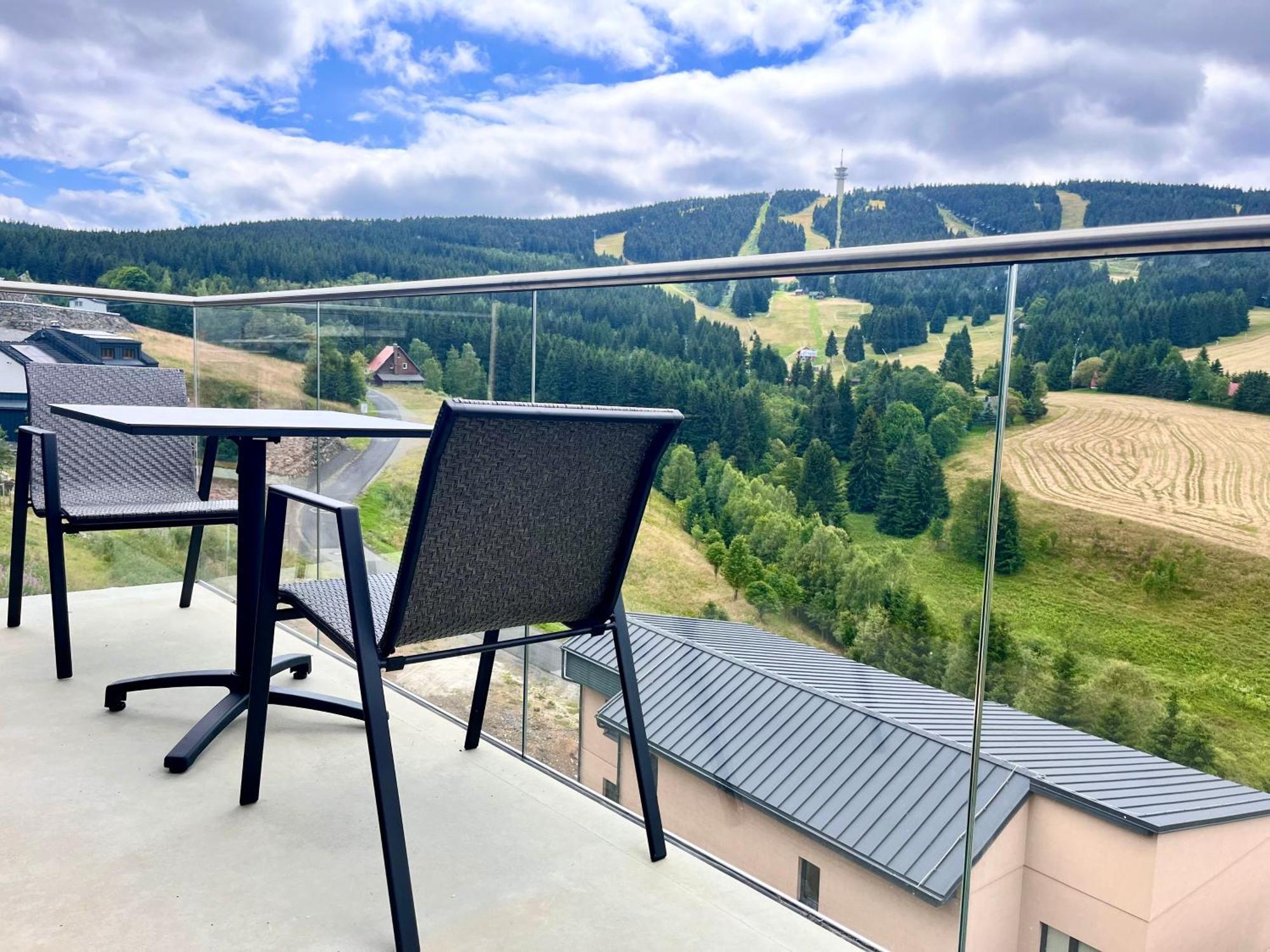 Apartmany Vista Klinovec Loucna pod Klinovcem Luaran gambar